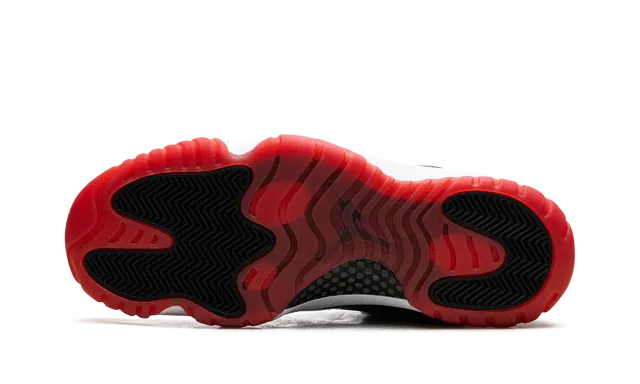 Jordan 11 Retro Low "Bred" (2025) Grip Control
