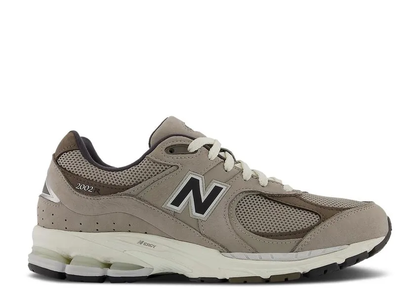 New Balance 2002R Warm Alpaca Light Chalkboard Stacked Heel