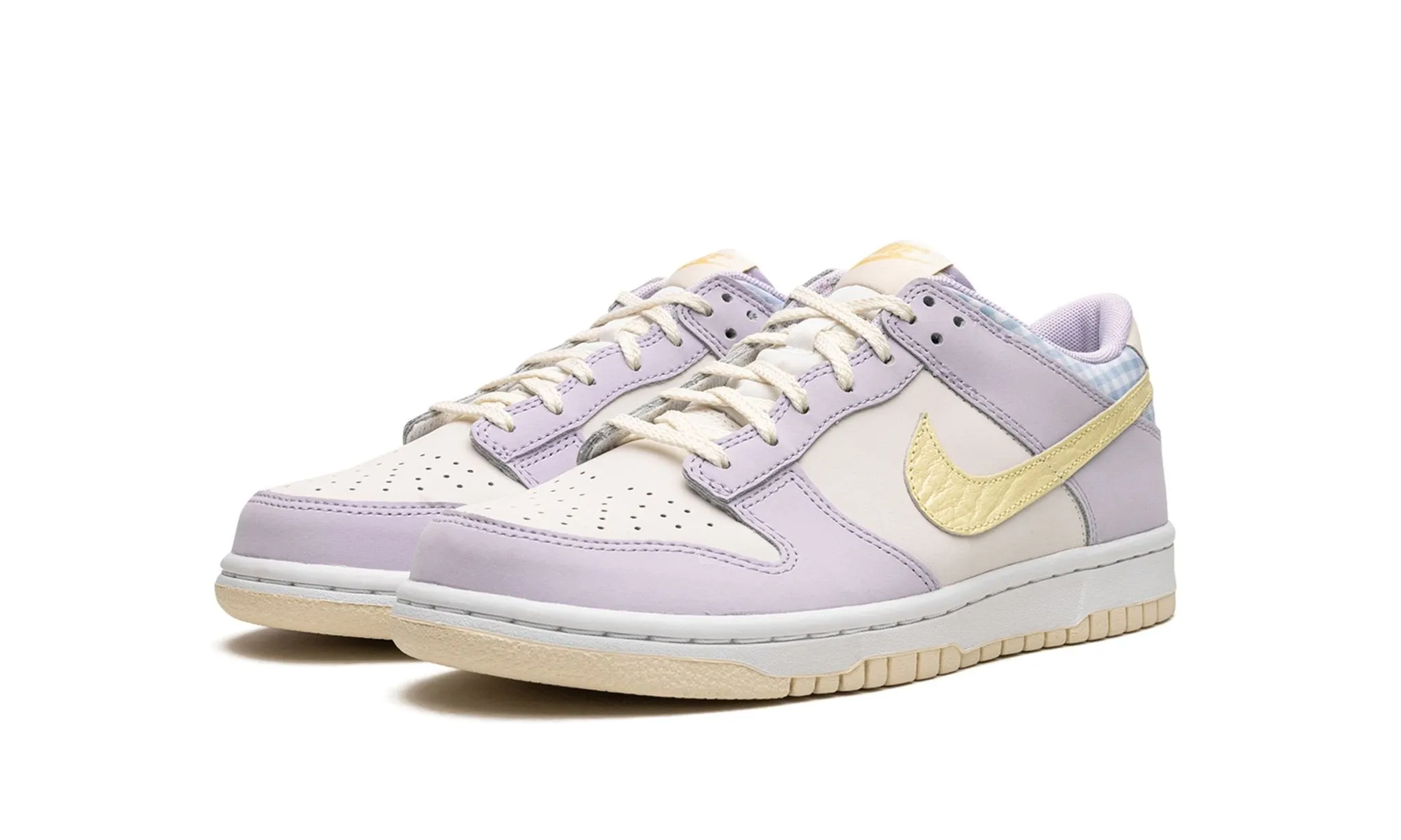 Nike Dunk Low "Easter" Grade School Comfortable fit Boat shoes