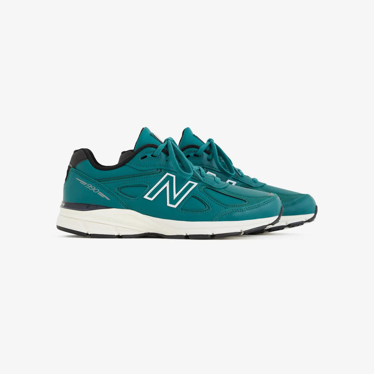 Soft Material Spring Bloom 990v4