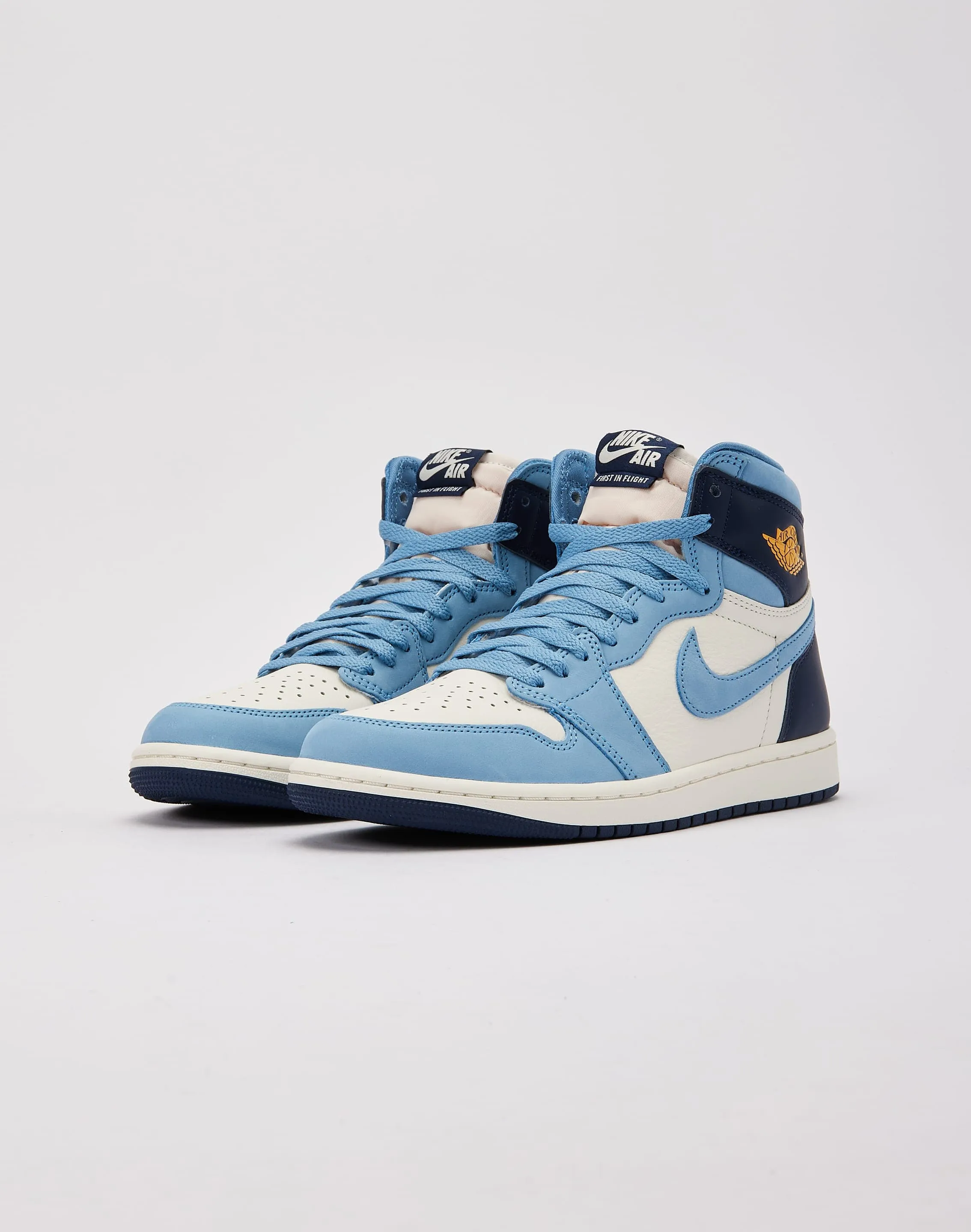 Cold Tone Jordan Air Jordan 1 Retro High OG 'First In Flight'