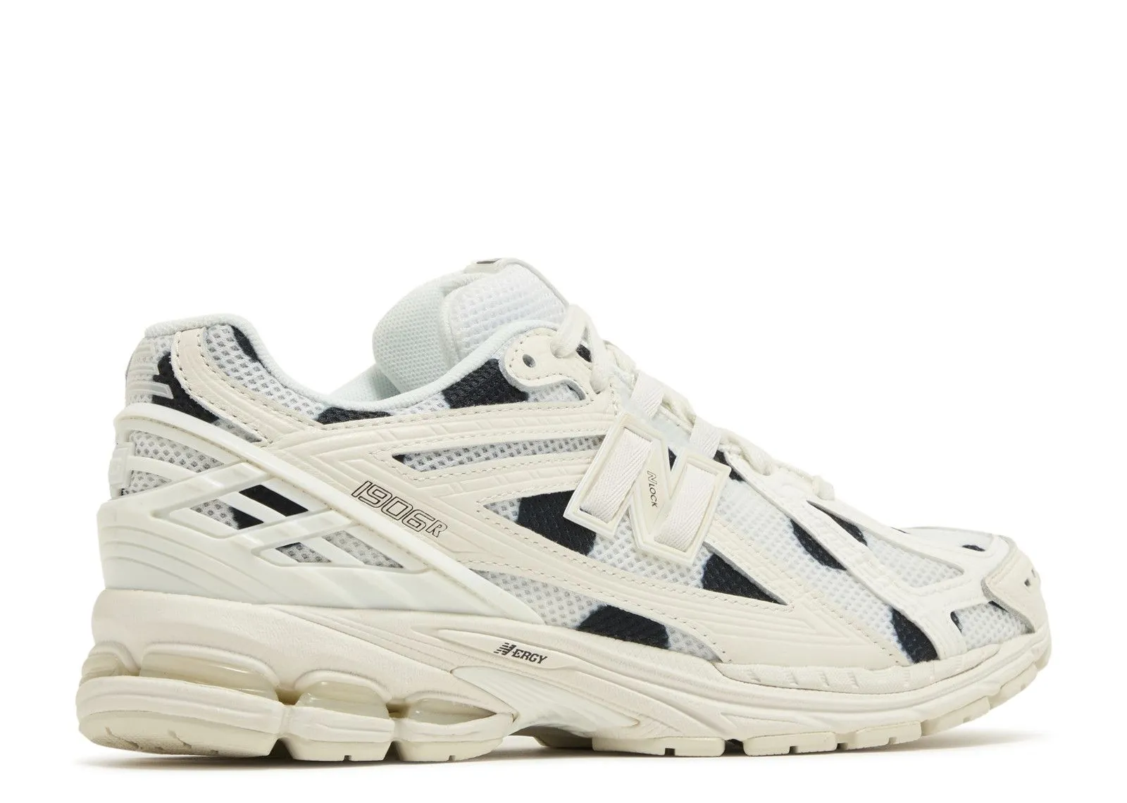 New Balance 1906R Polka Dot Sea Salt Chic Basics