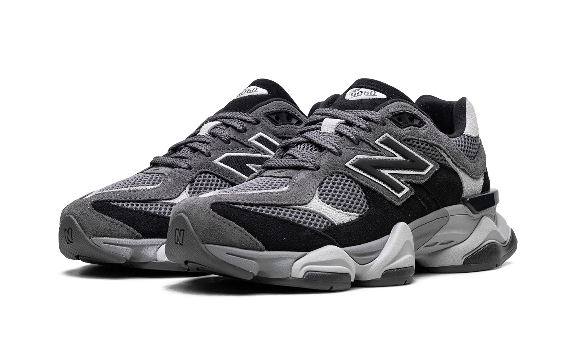 9060 "Black / Casterock" Travel Shoes