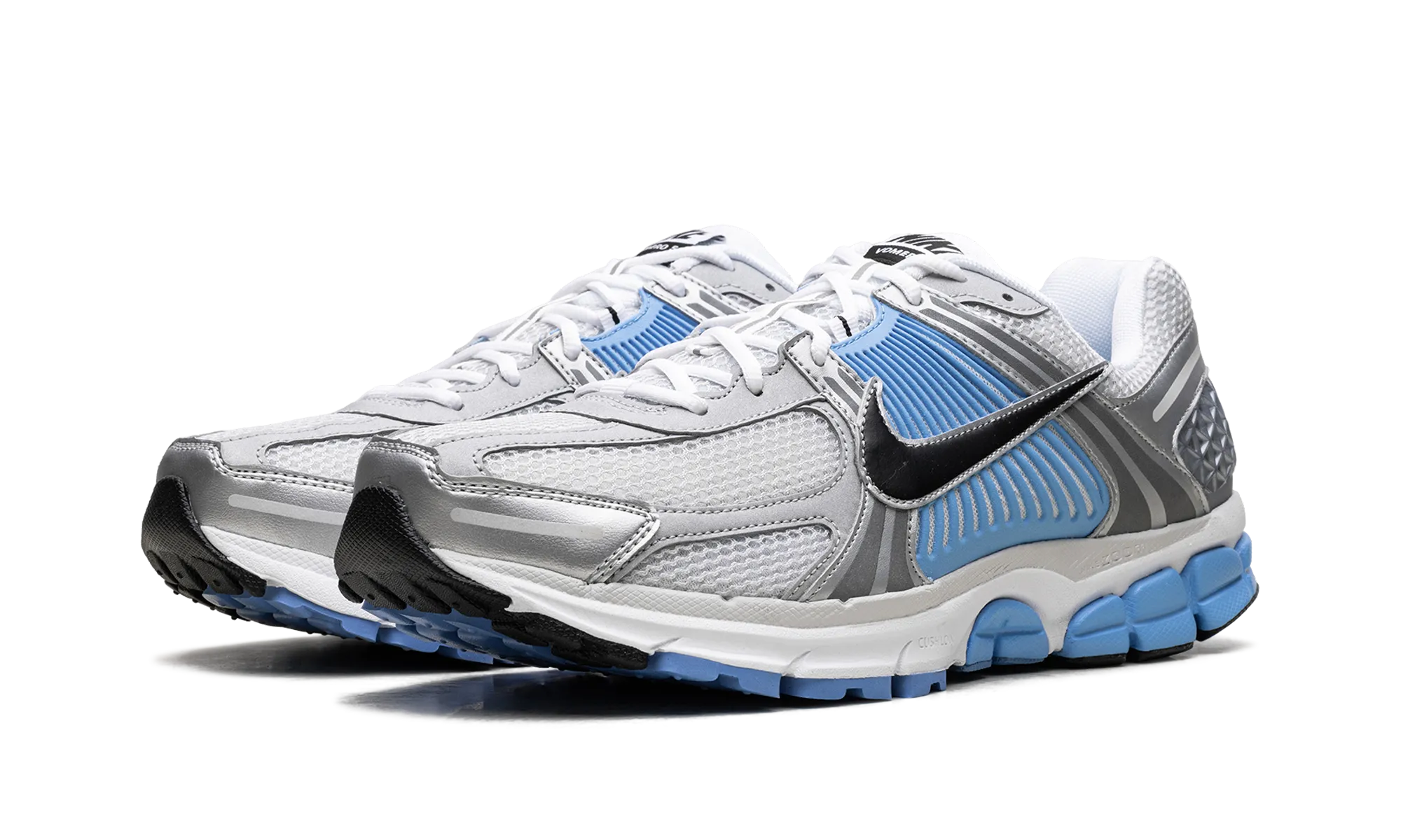 running in a glacier area shoes ground contact Zoom Vomero 5 "Pure Platinum University Blue"