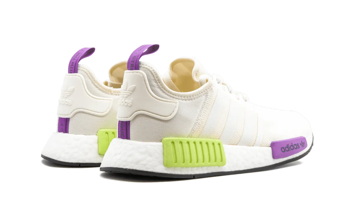 Korean Mood Walk Comfortably NMD_R1