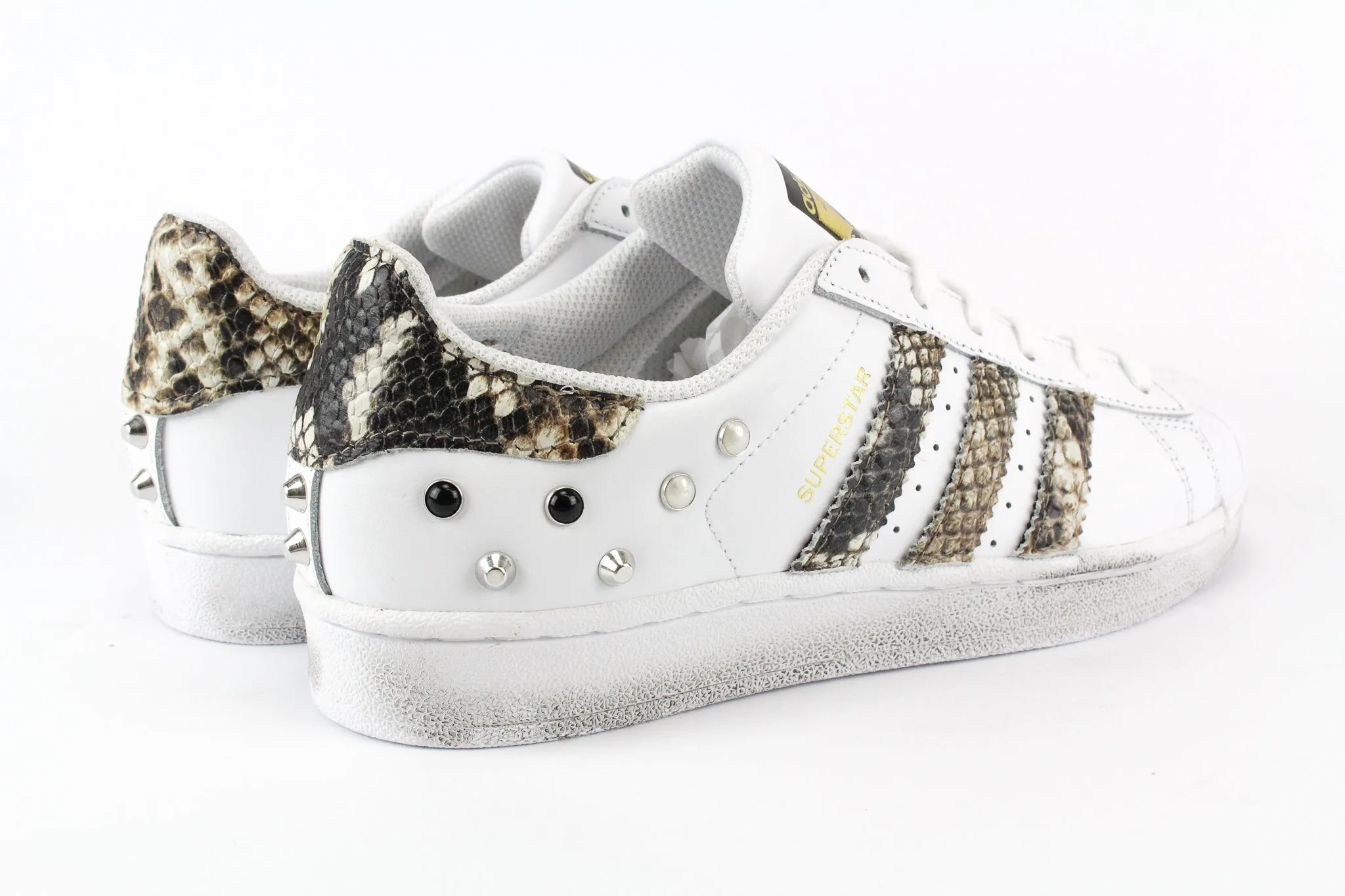 Flexible Design Adidas Superstar Pitone & Borchie
