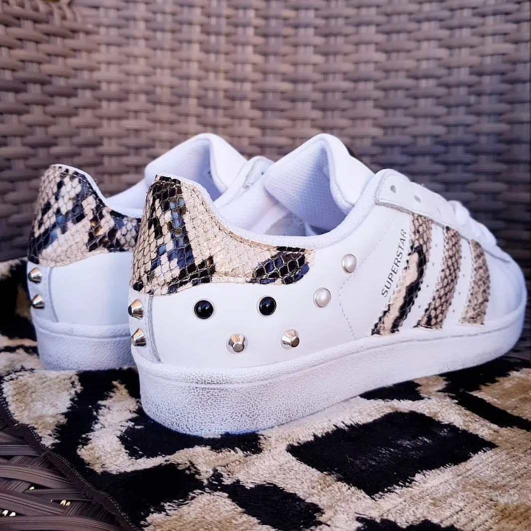 Outdoor Fit Adidas Superstar Pitone & Borchie