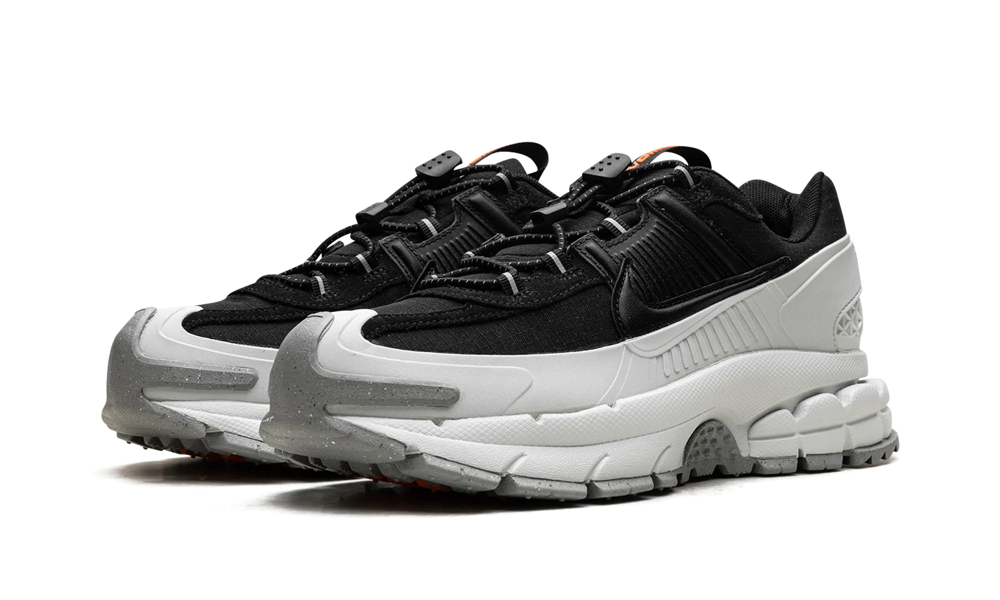 Zoom Vomero 5 Roam "Black Light Silver" multi - surface outsole shoes Stable