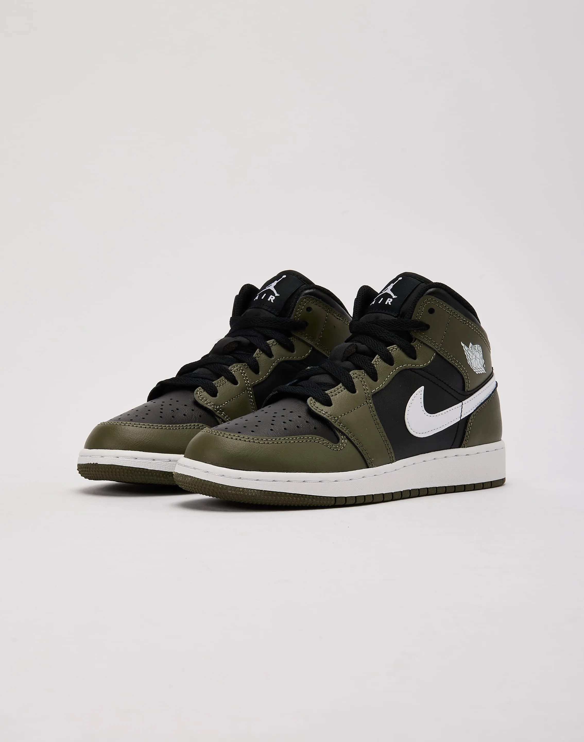 Jordan Air Jordan 1 Mid Grade-School Korean Trend