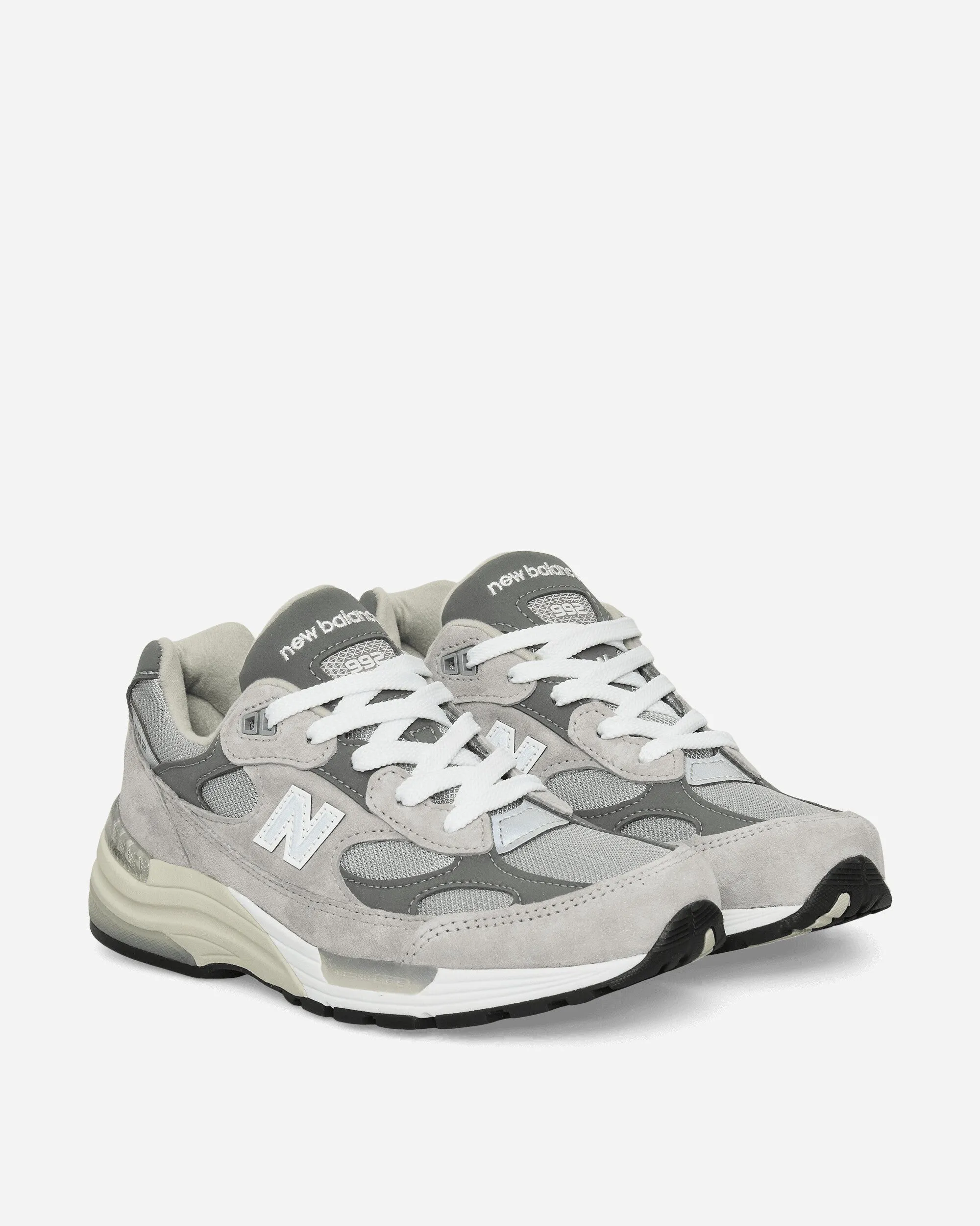 Made in USA 992 Core Sneakers Grey / Silver Metallic On Trend Lightweight Design