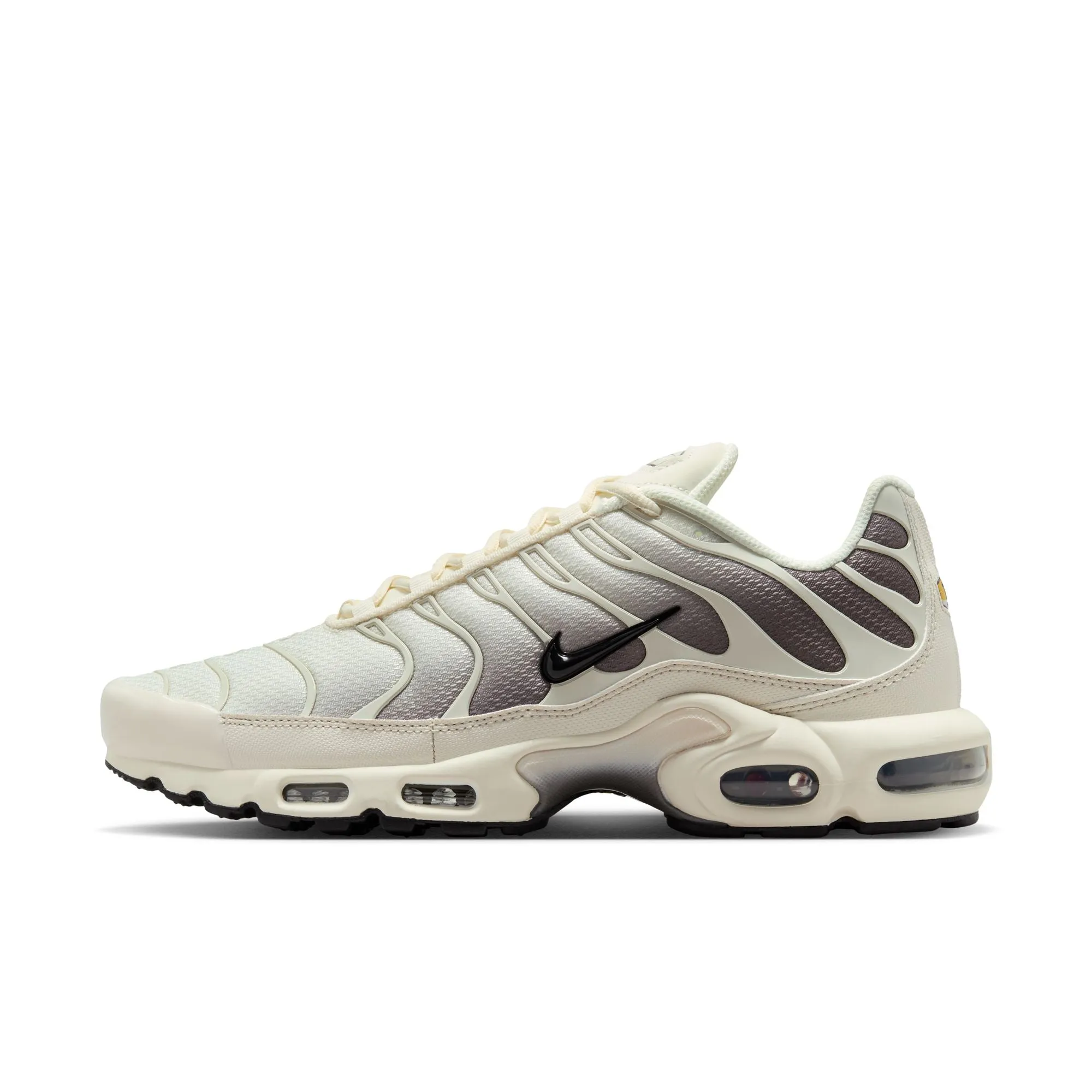 Breathable Upper Long Walk M Nike Air Max Plus DM0032-106 Minimalist
