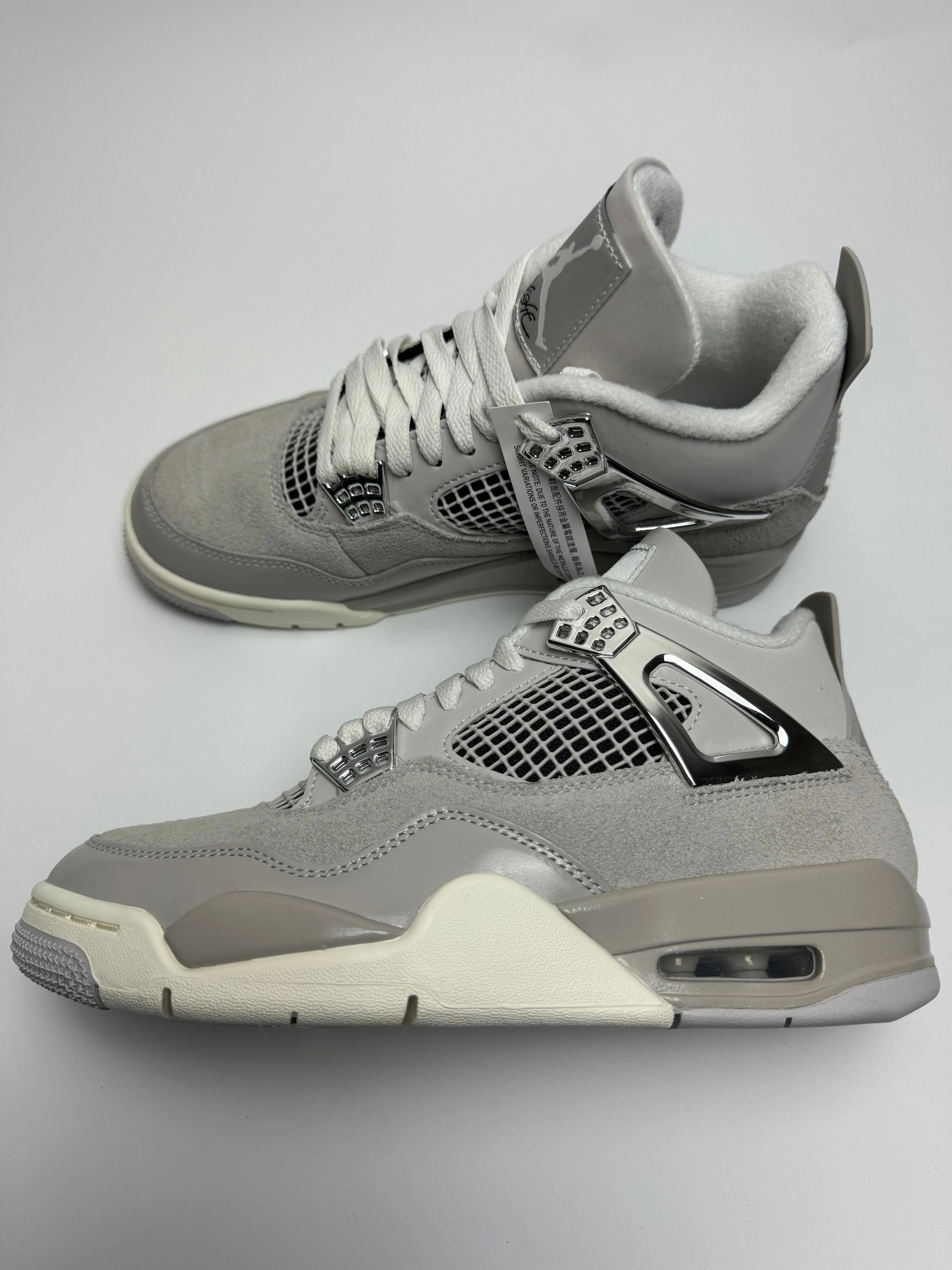 Air Jordan 4 "Frozen Moments" Short Walk Clean Cut