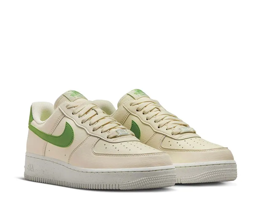 Warm Feet Nike Air Force 1 '07 SE
