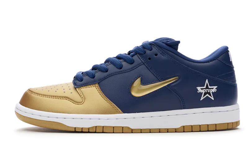 soft inside Nike Dunk SB Low x Supreme QS Metallic Gold 2019 (CK3480-700) Men's Size 7-13