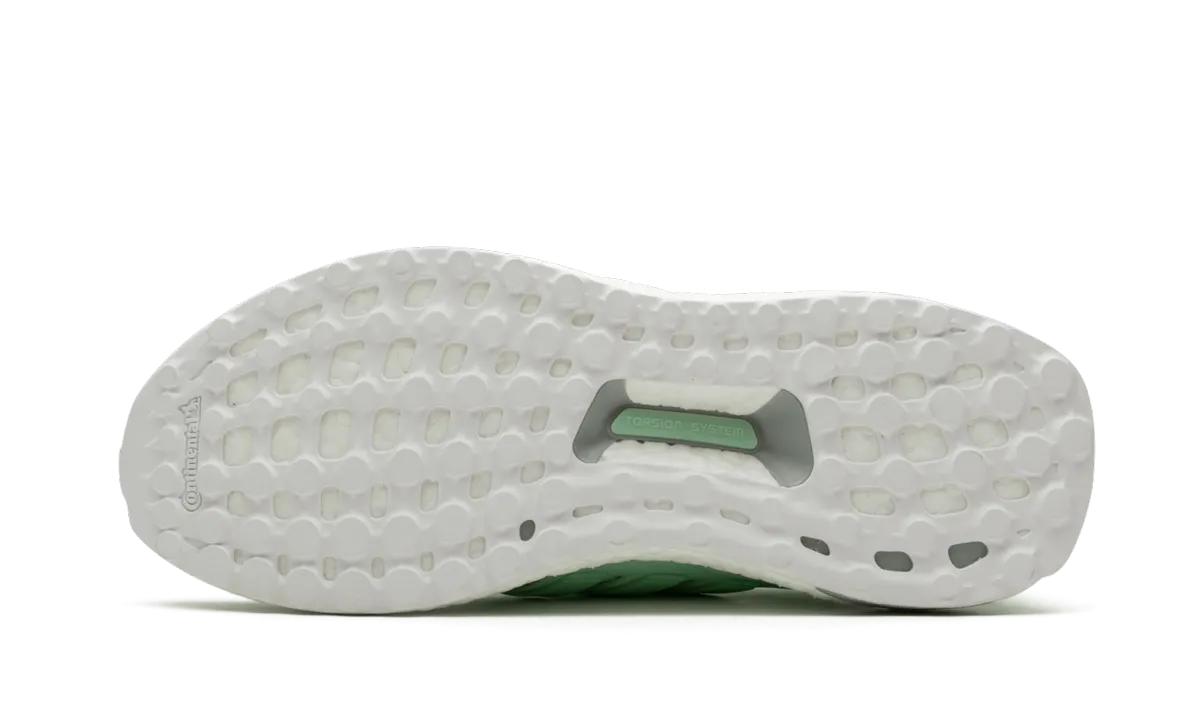 Ultraboost LTD "Lady Liberty" Outdoor Errands