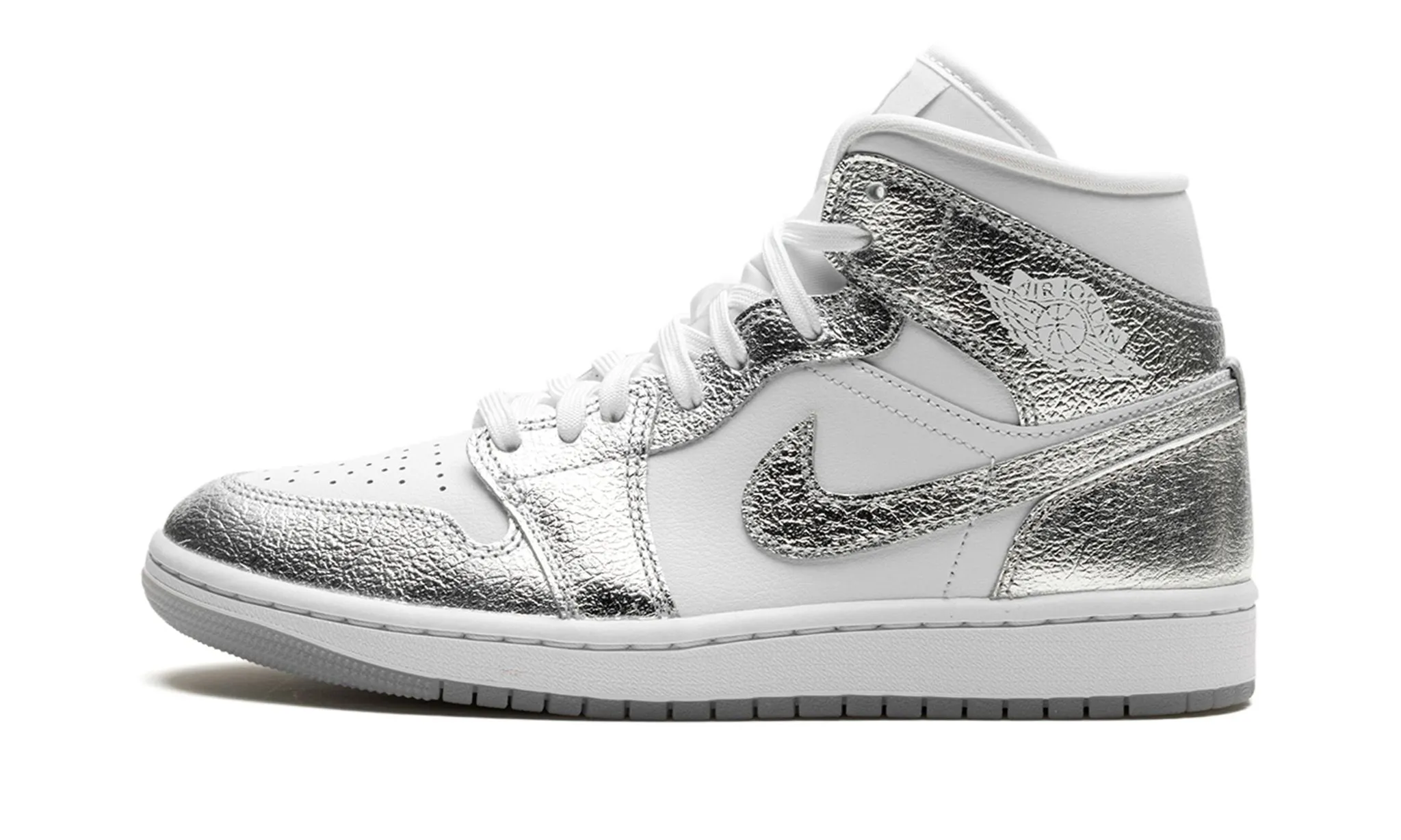 Wmns Air Jordan 1 Mid SE 'Metallic Silver' Cloud Feel