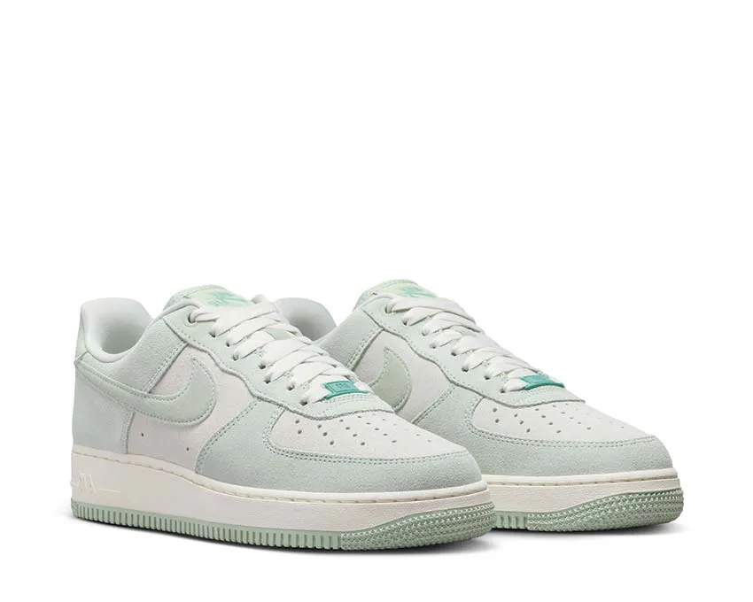 Nike Air Force 1 '07 SE W "Spruce Aura" City Life