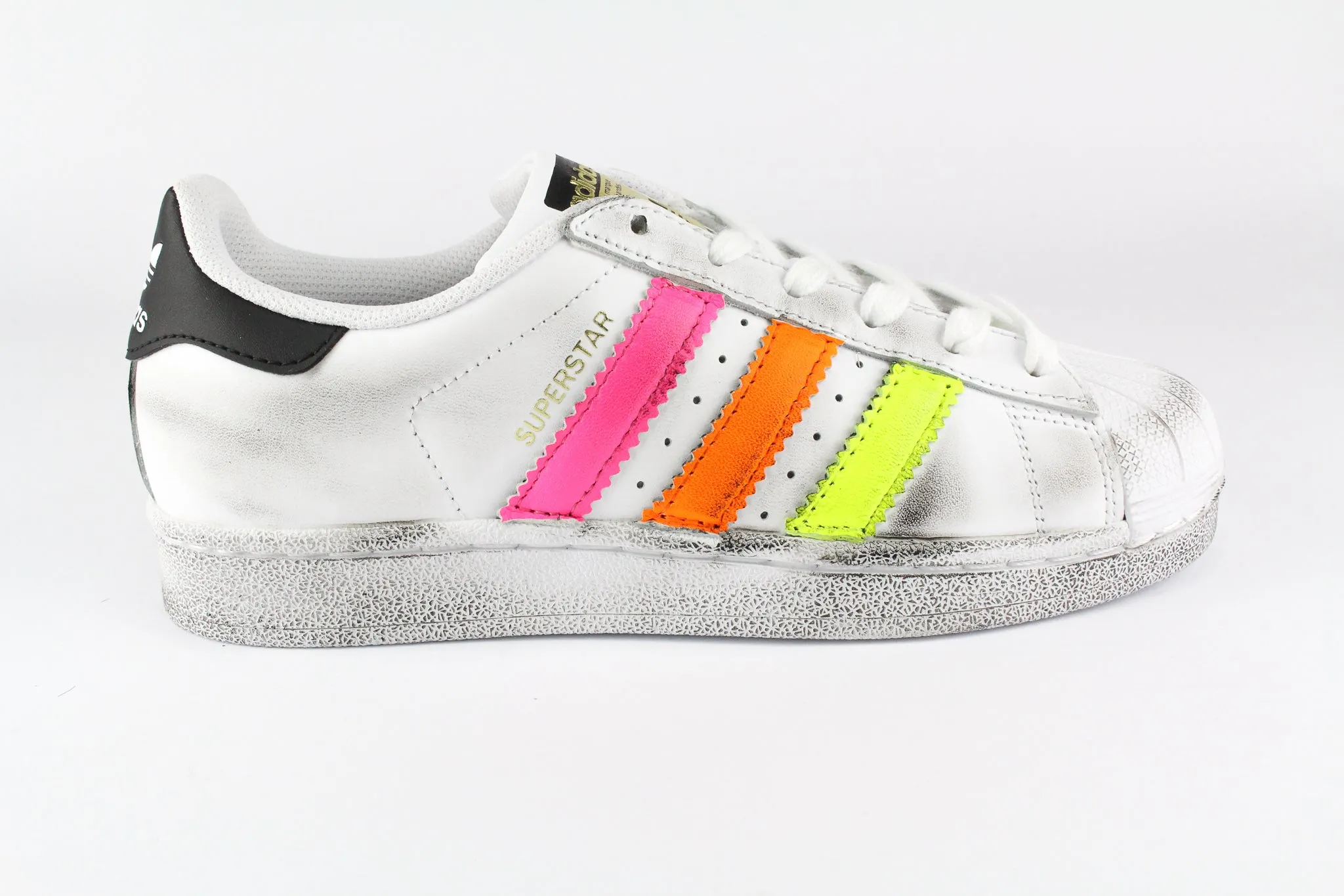 Group Hike Stylish Adidas Superstar Multi Fluo