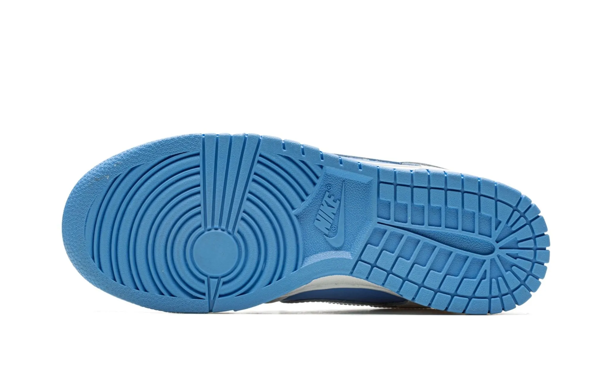 Nike Dunk Low "Reverse UNC" Women's Bare Wear