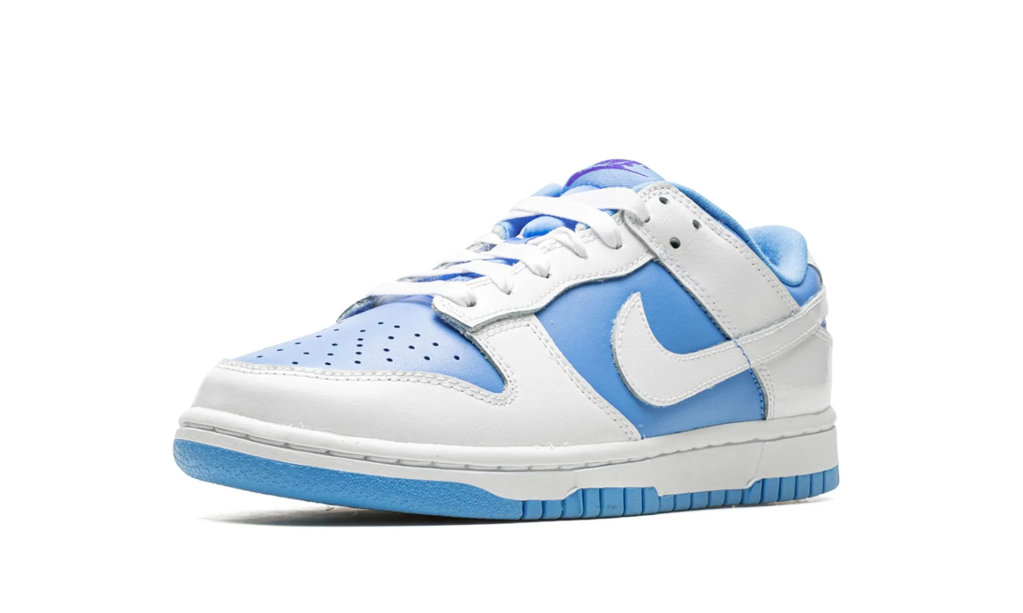 Feel Stable Nike Dunk Low "Reverse UNC" Women's