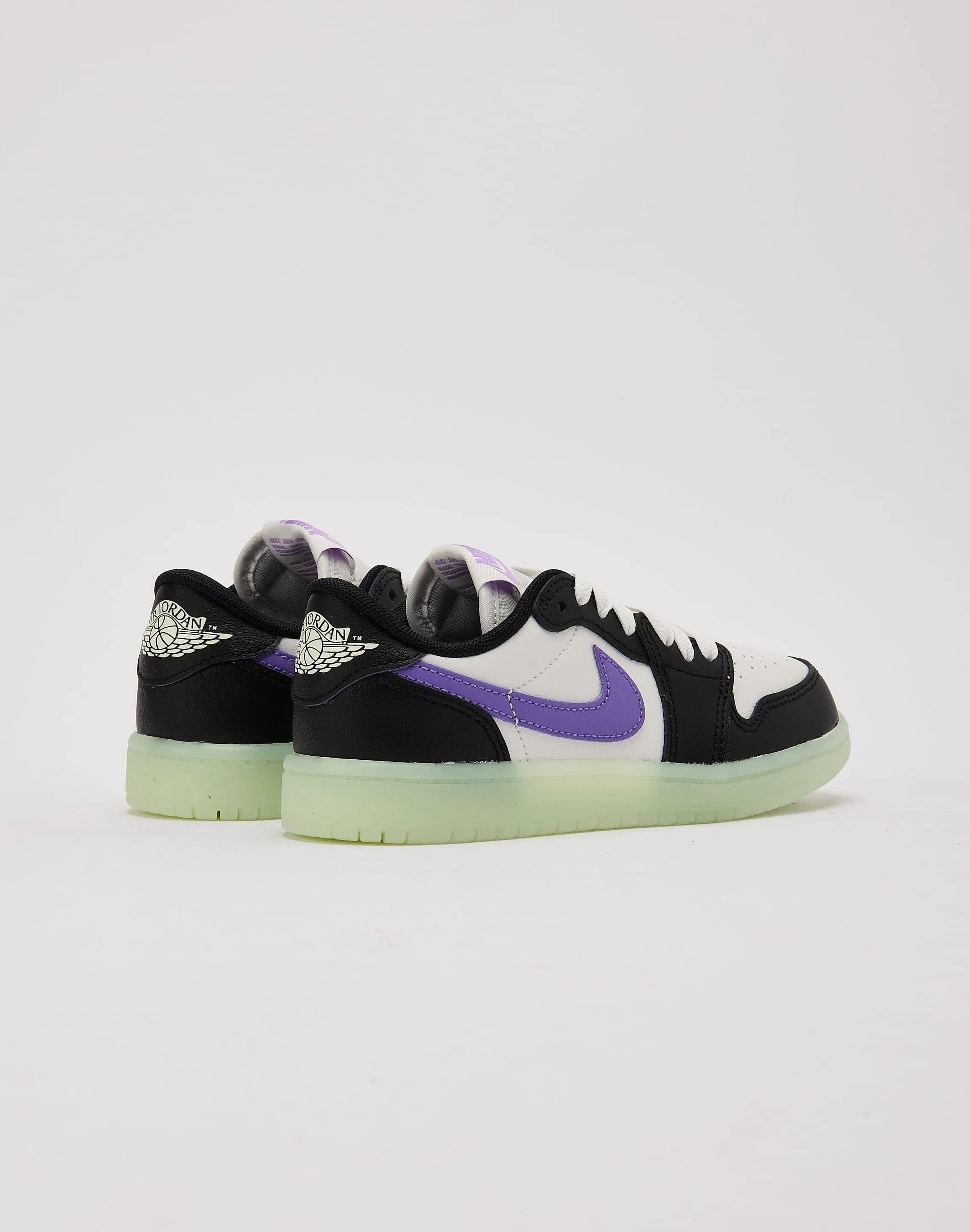 Hill Tough Step Ahead Jordan Air Jordan 1 Retro Low OG 'Black Raspberry' Pre-School