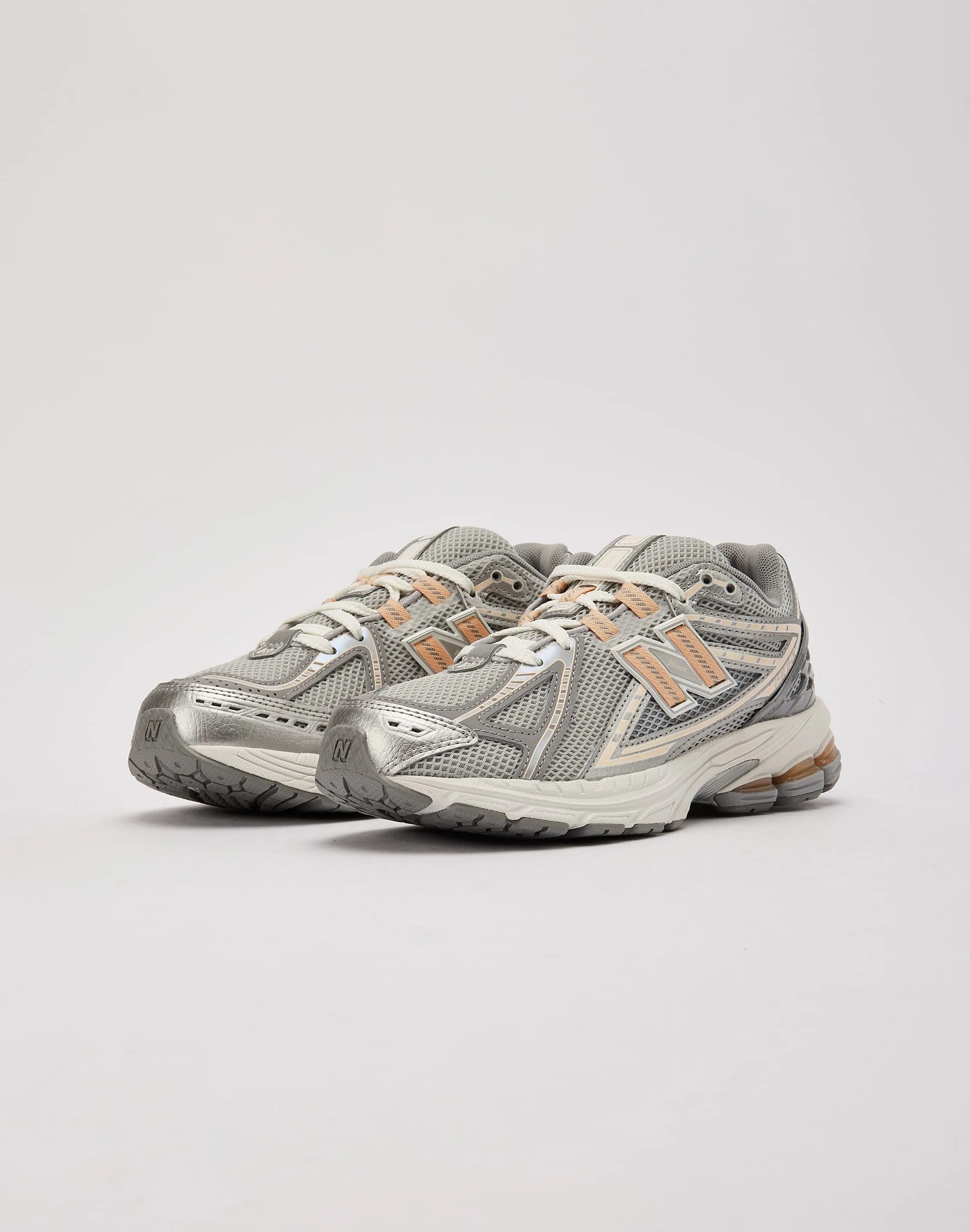 Shock Resistance Quick Pace New Balance 1906R Grade-School