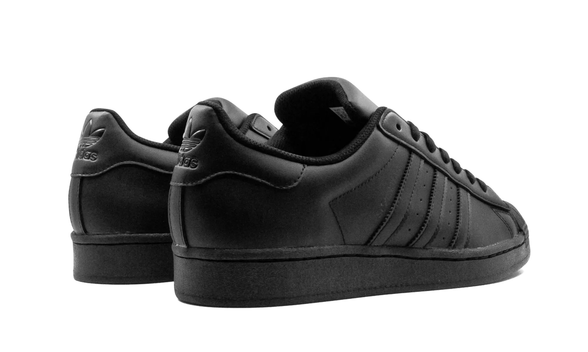 Winter Fit Superstar "Triple Black"