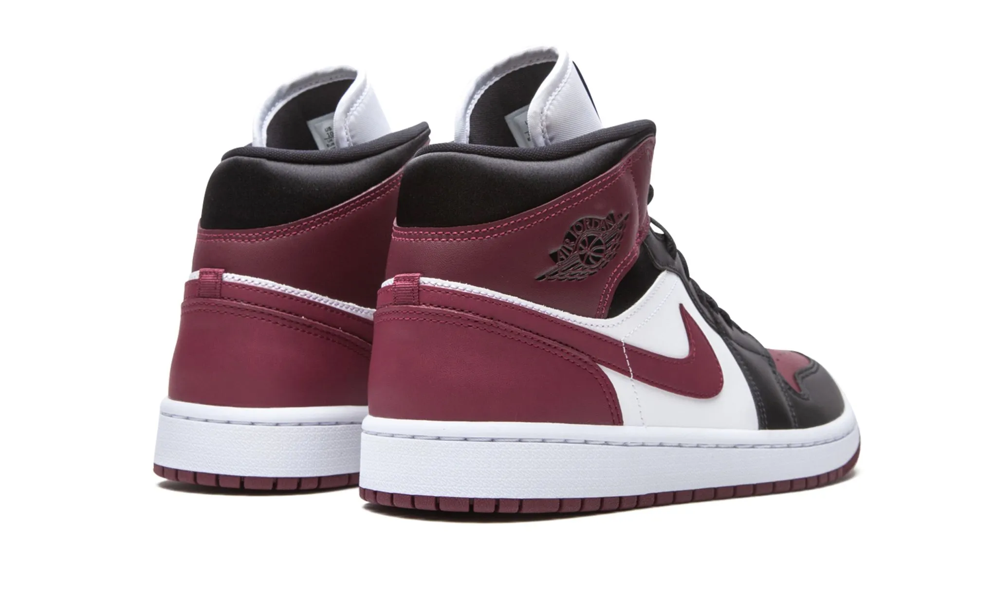 Wmns Air Jordan 1 Mid SE Gold Pendants Smooth Walk