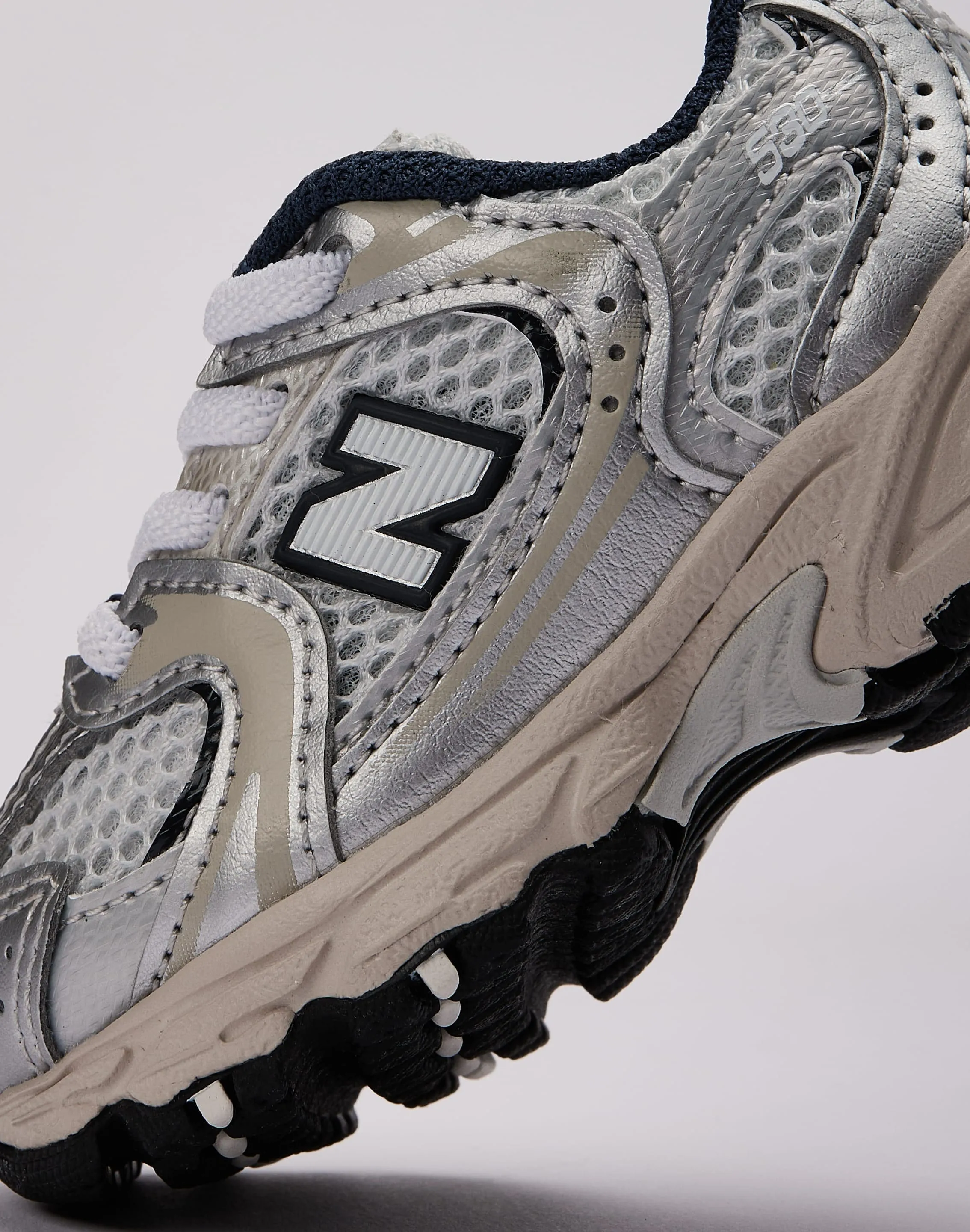 Calm Jog Sleek Fit New Balance 530 Bungee Toddler