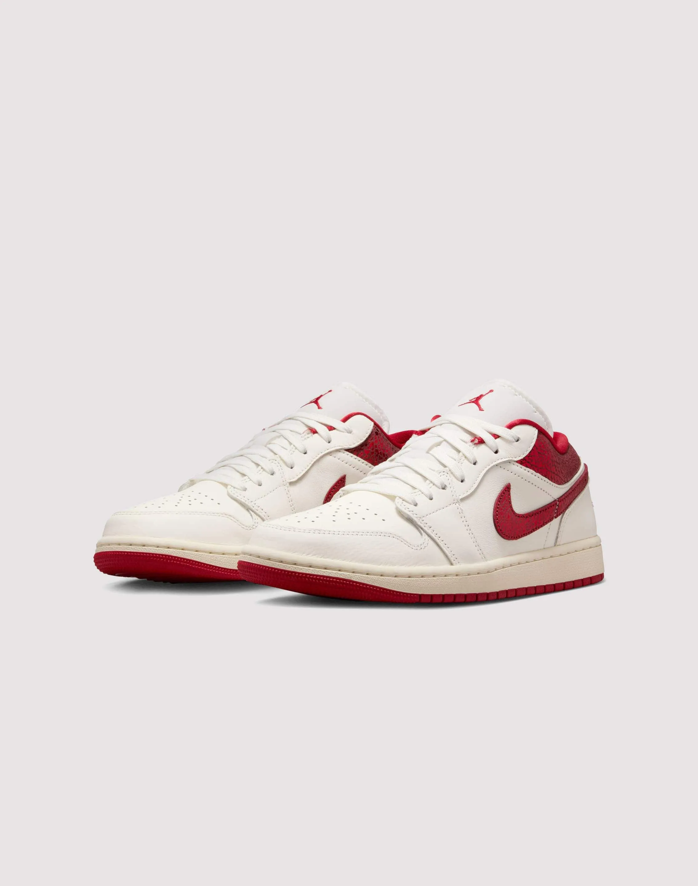 Jordan 1 Low SE "Sail/Varsity Red/Team Red" Japan Neat