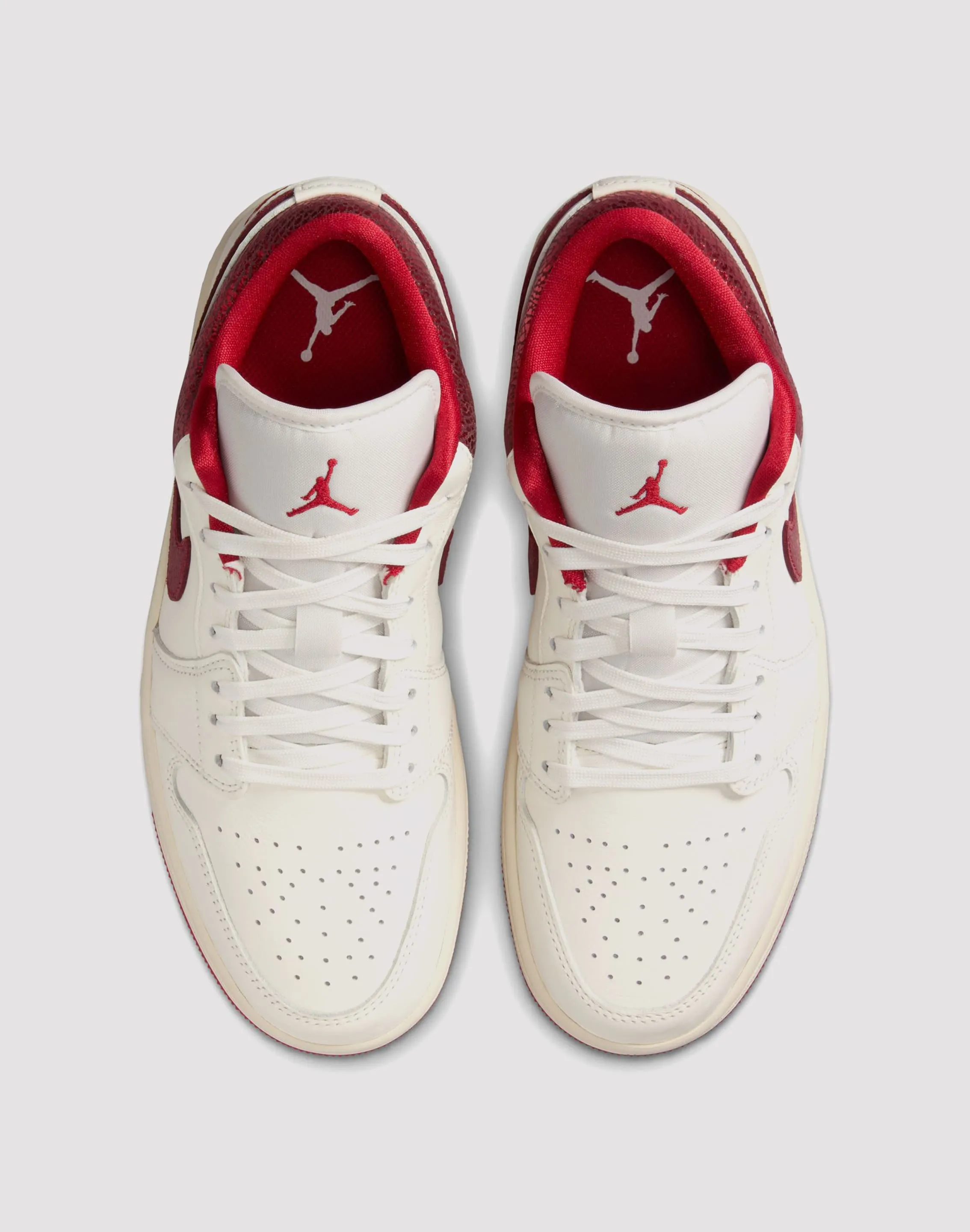 Jordan 1 Low SE "Sail/Varsity Red/Team Red" Enhanced grip Reinforced toe
