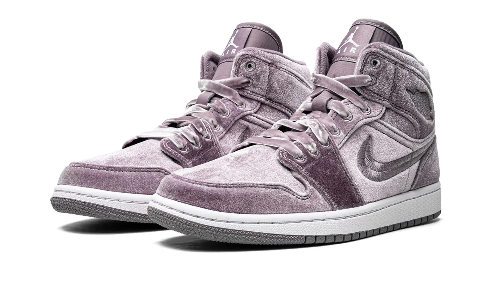 Wmns Air Jordan 1 Mid SE Purple Velvet Mobility Boost