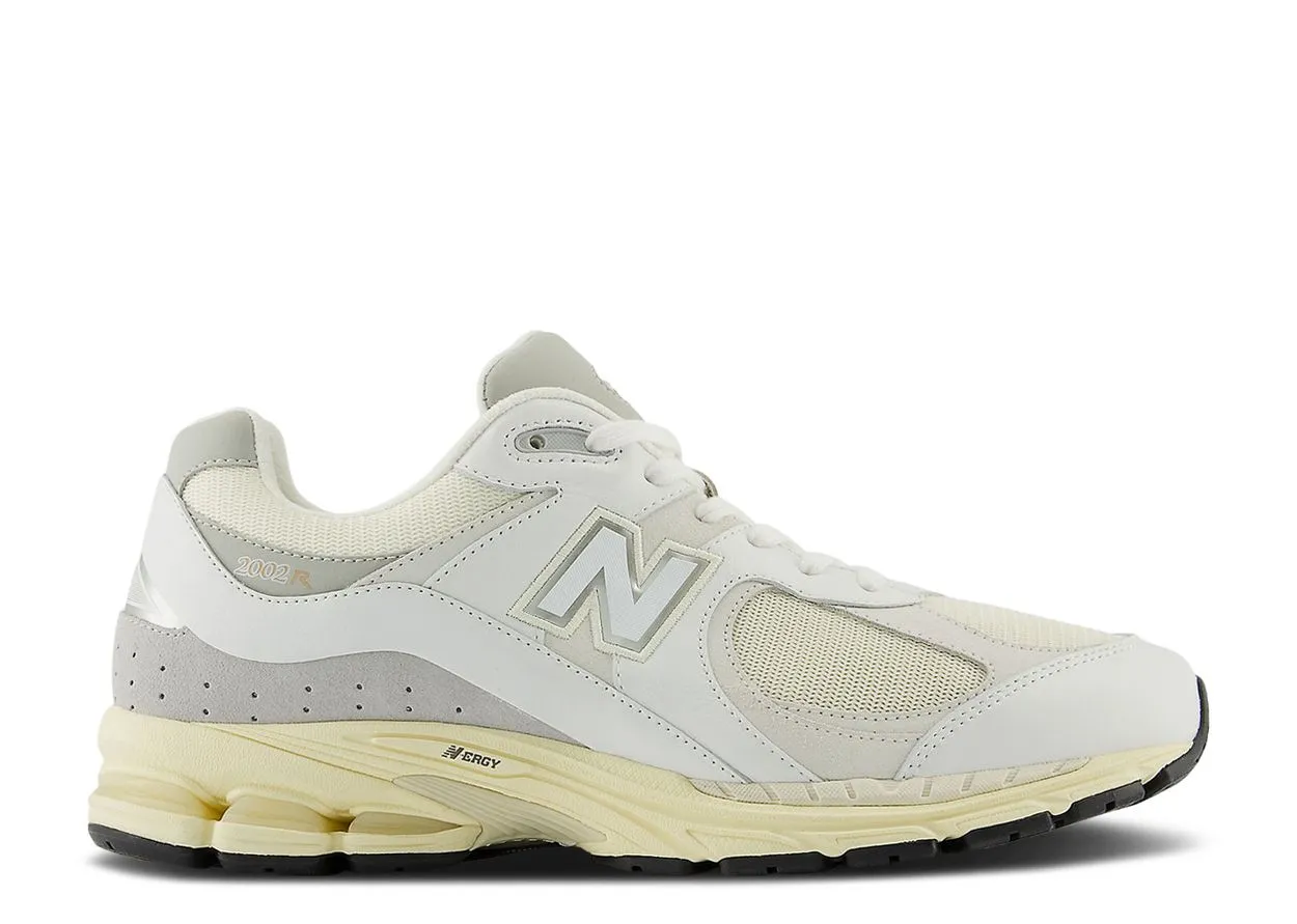New Balance 2002R White Gold Comfort Socks