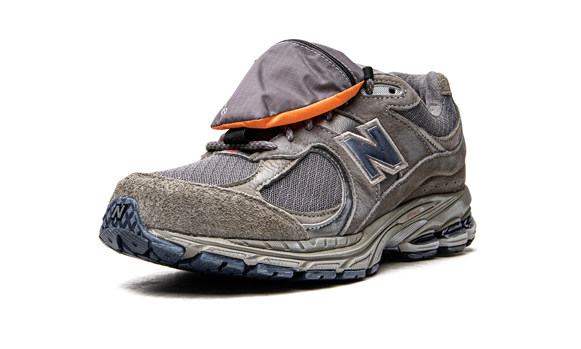 2002R "Grey Pouch" Effortless Look