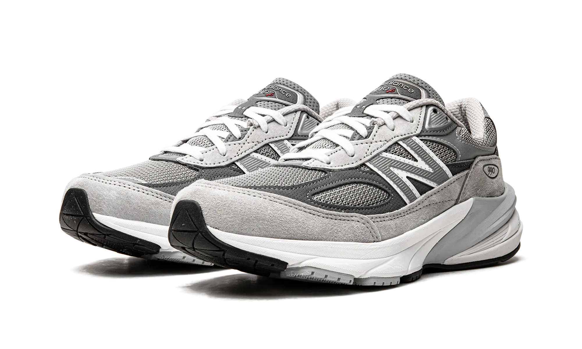 990v6 "Grey" Snack Step