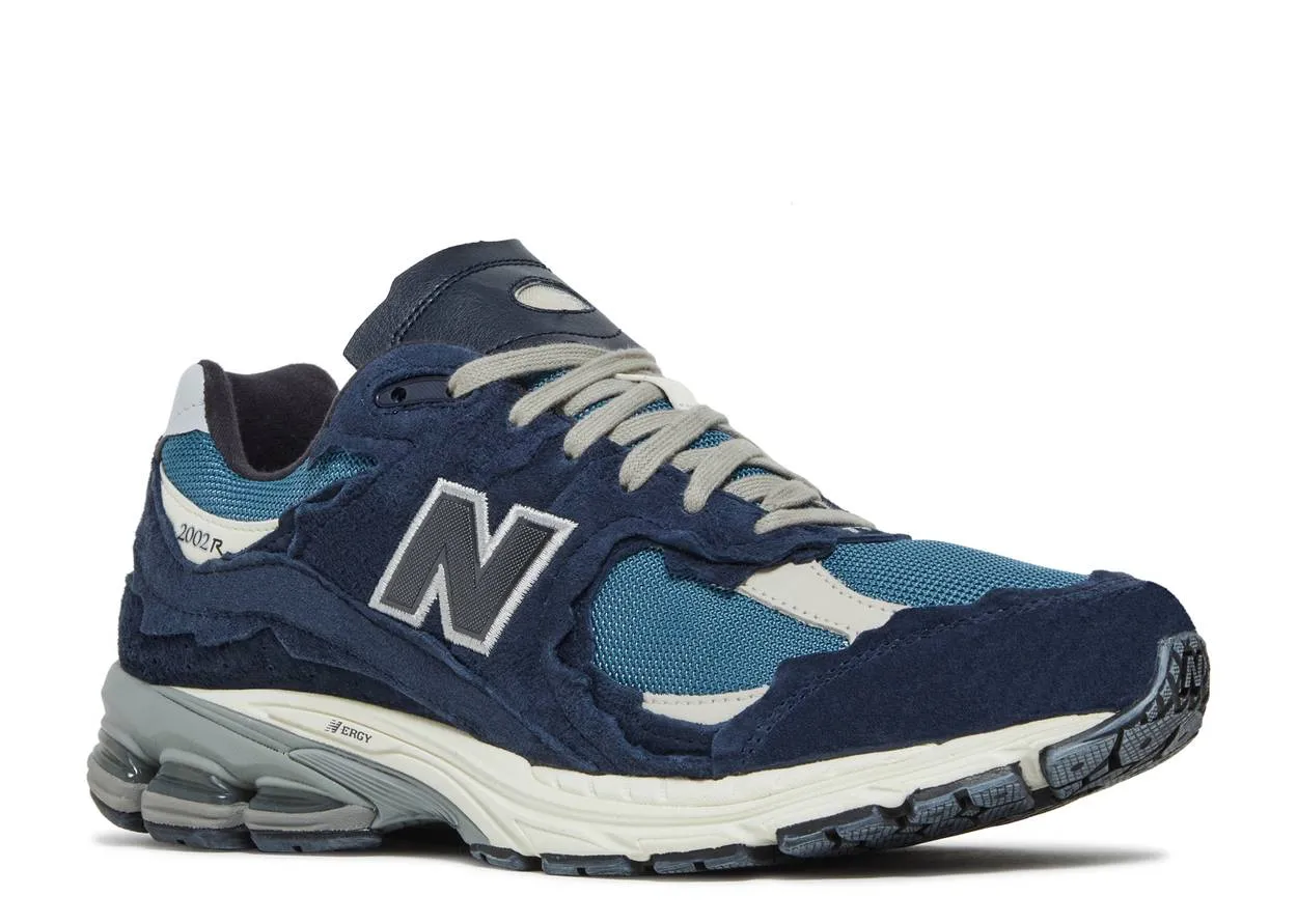 New Balance 2002R Protection Pack Dark Navy Simple Look