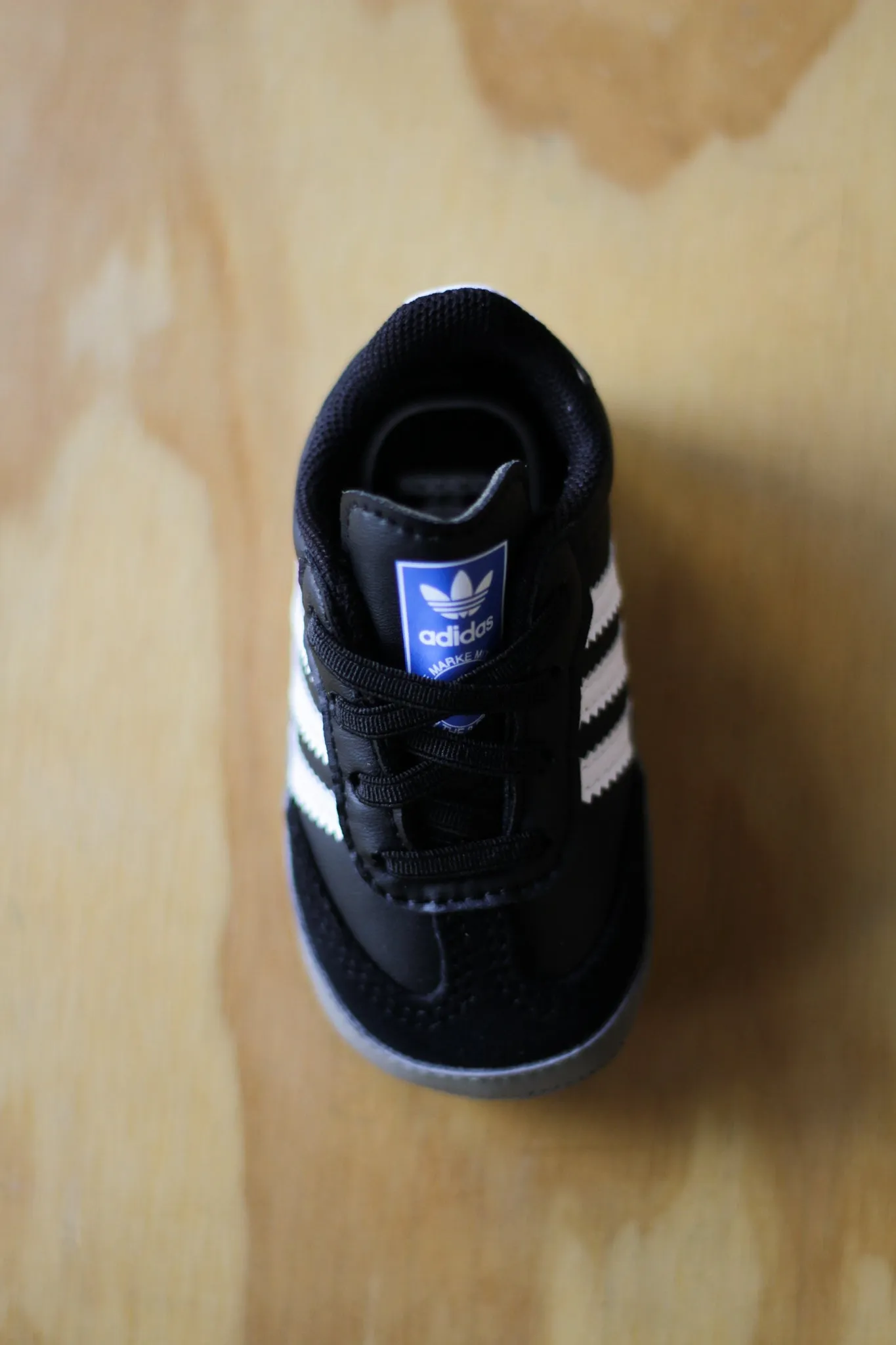 Joint-Support ADIDAS SAMBA (CB) "CORE BLACK" Linen Air Star Walk