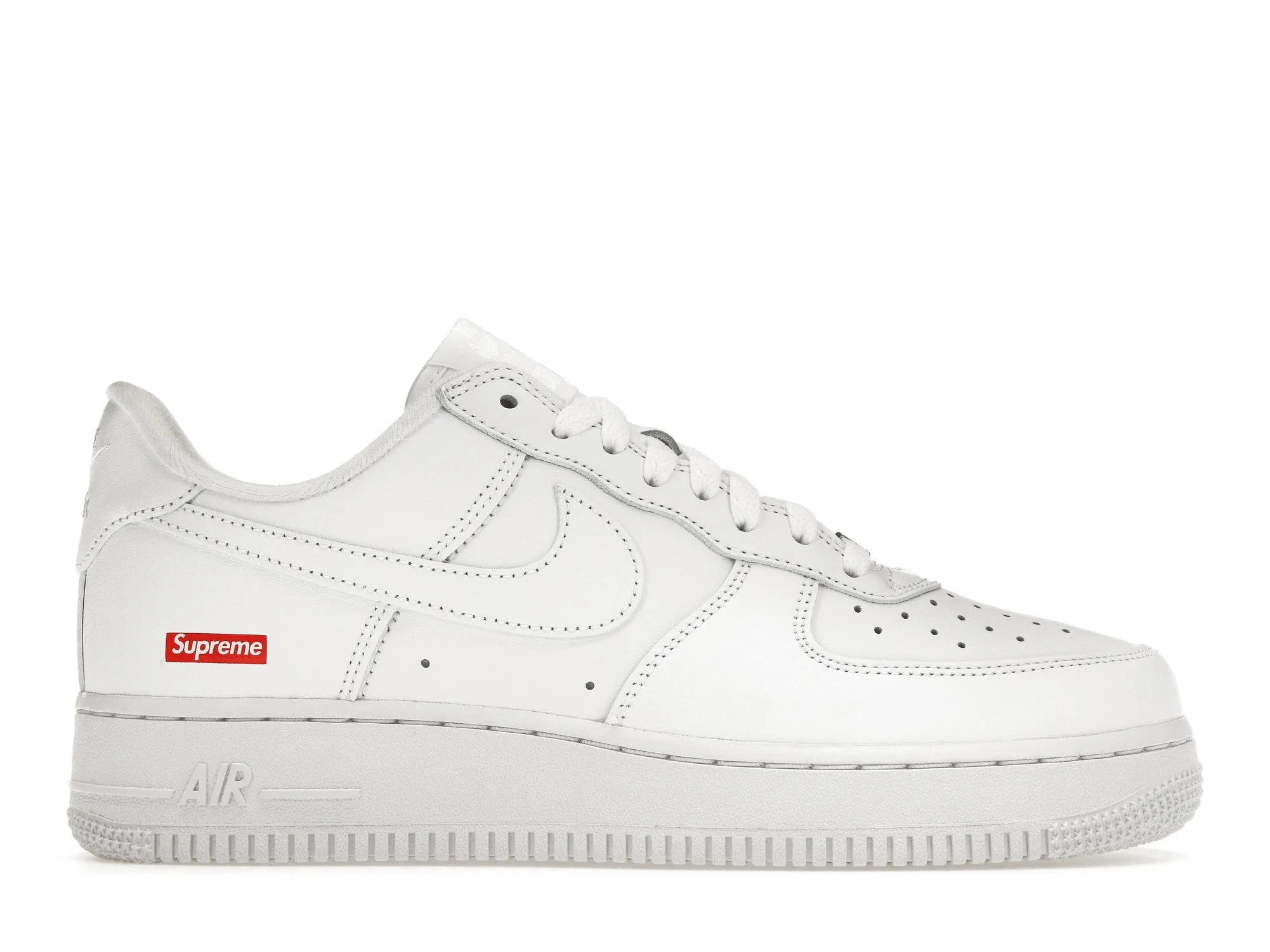 Balanced Fit Nike Air Force 1 Low Supreme White