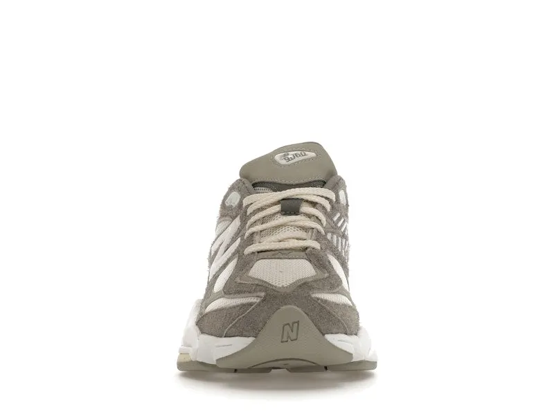 Rain Guard Fashionable New Balance 9060 Grey White