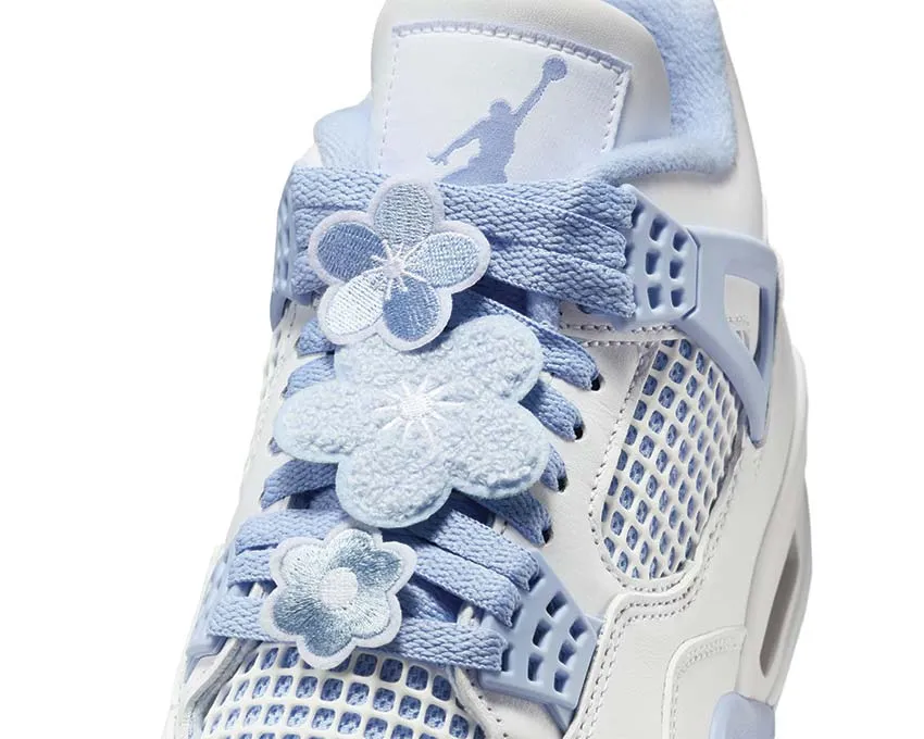 Air Jordan 4 Retro W "Forget Me Not" Work Routine Winter Wear