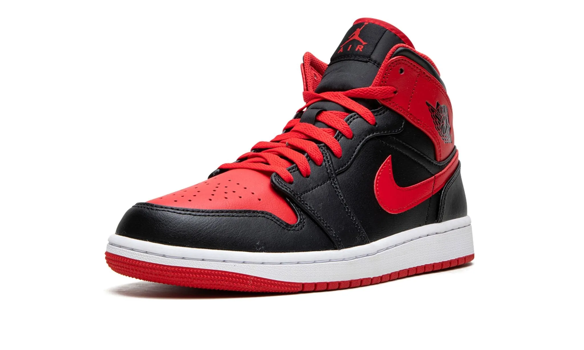 Stay Comfy Sporty Style Air Jordan 1 Mid Alternate Bred Black Fire Red