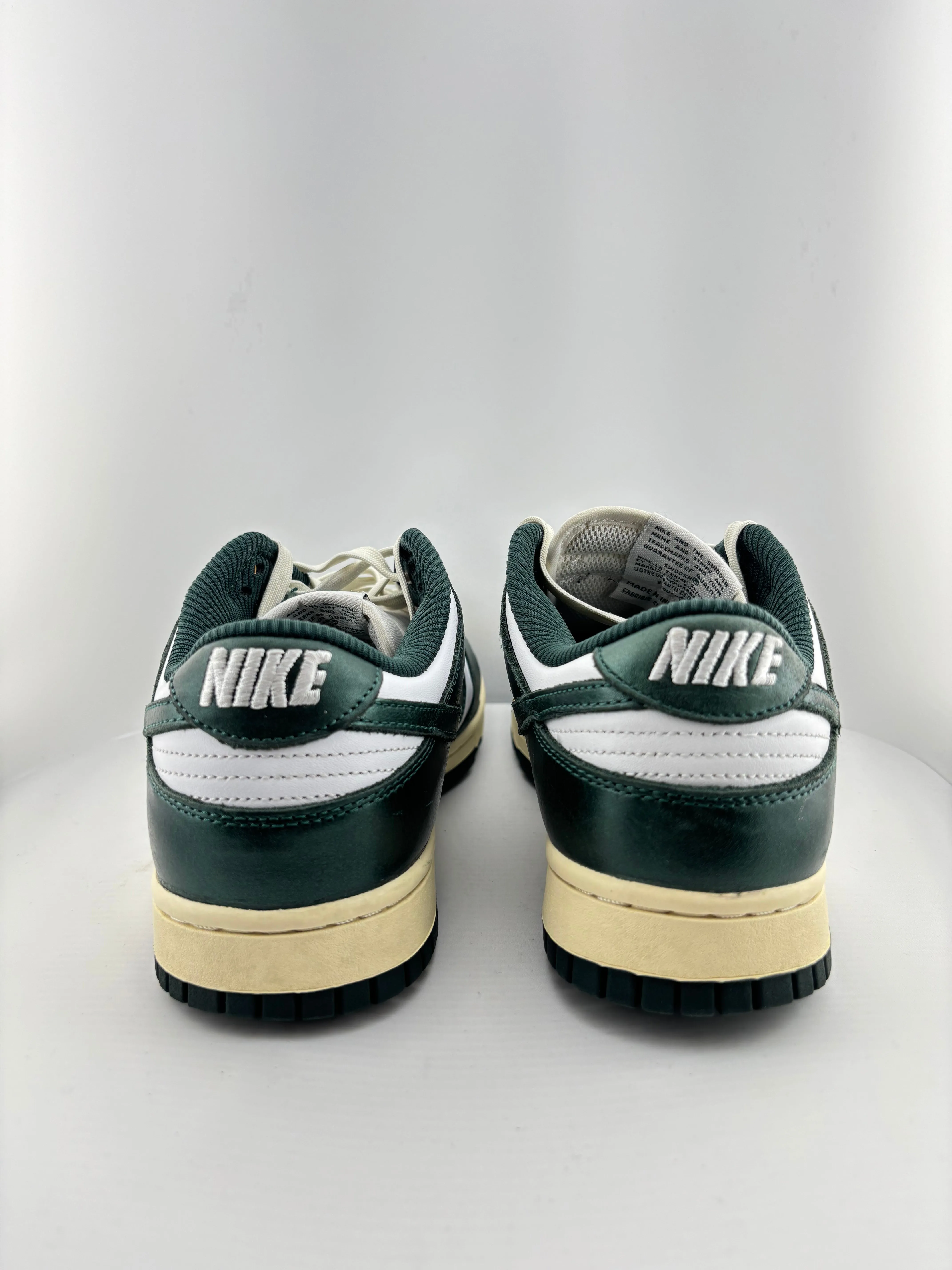 Nike Dunk Low Vintage Green (W) On The Move Feel Stable