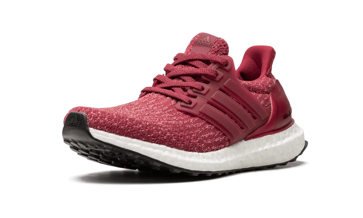 Fit And Go Shopping Look ULTRABOOST WMNS "Mystery Red"