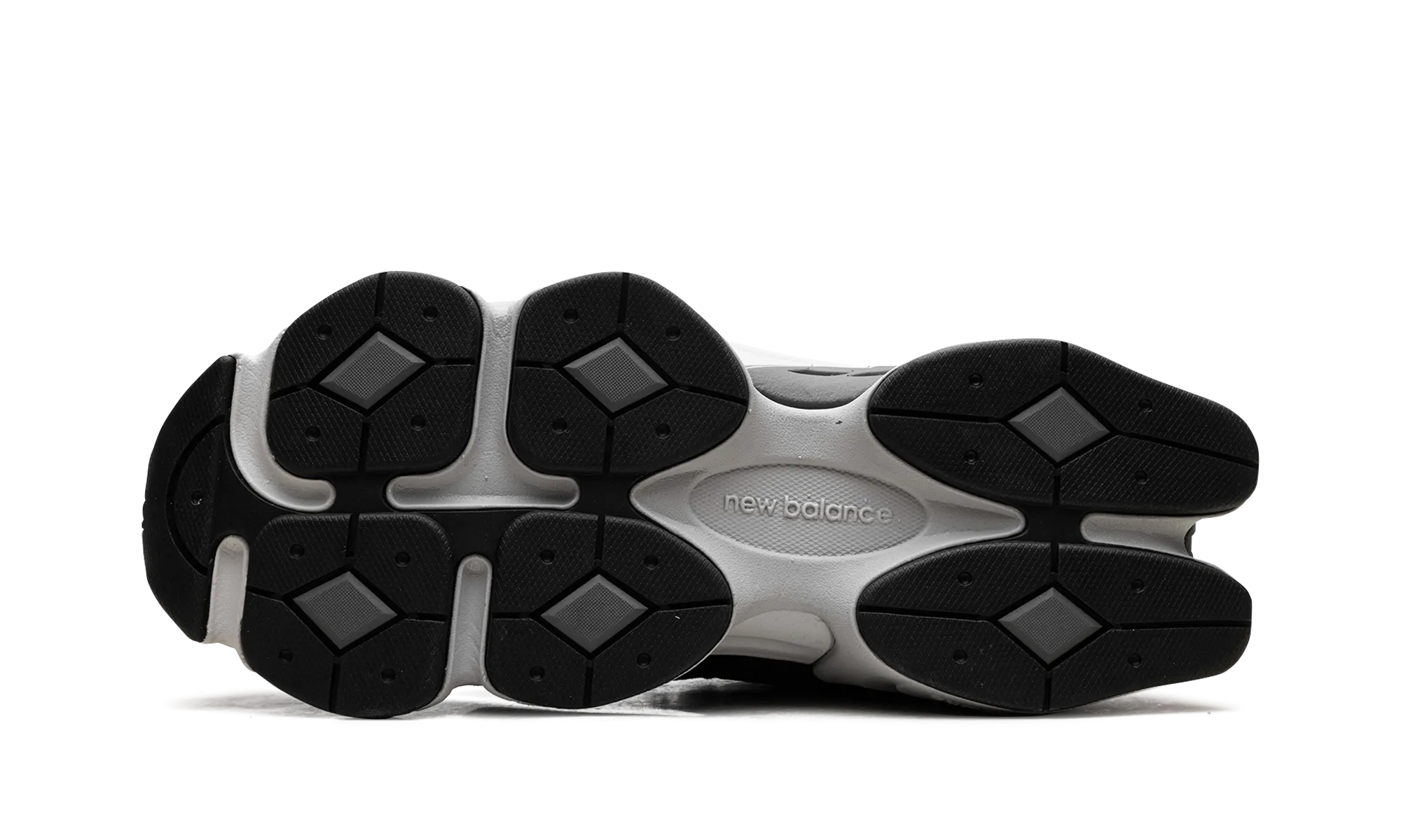 9060 "Black Phantom" Travel Must Total Comfort