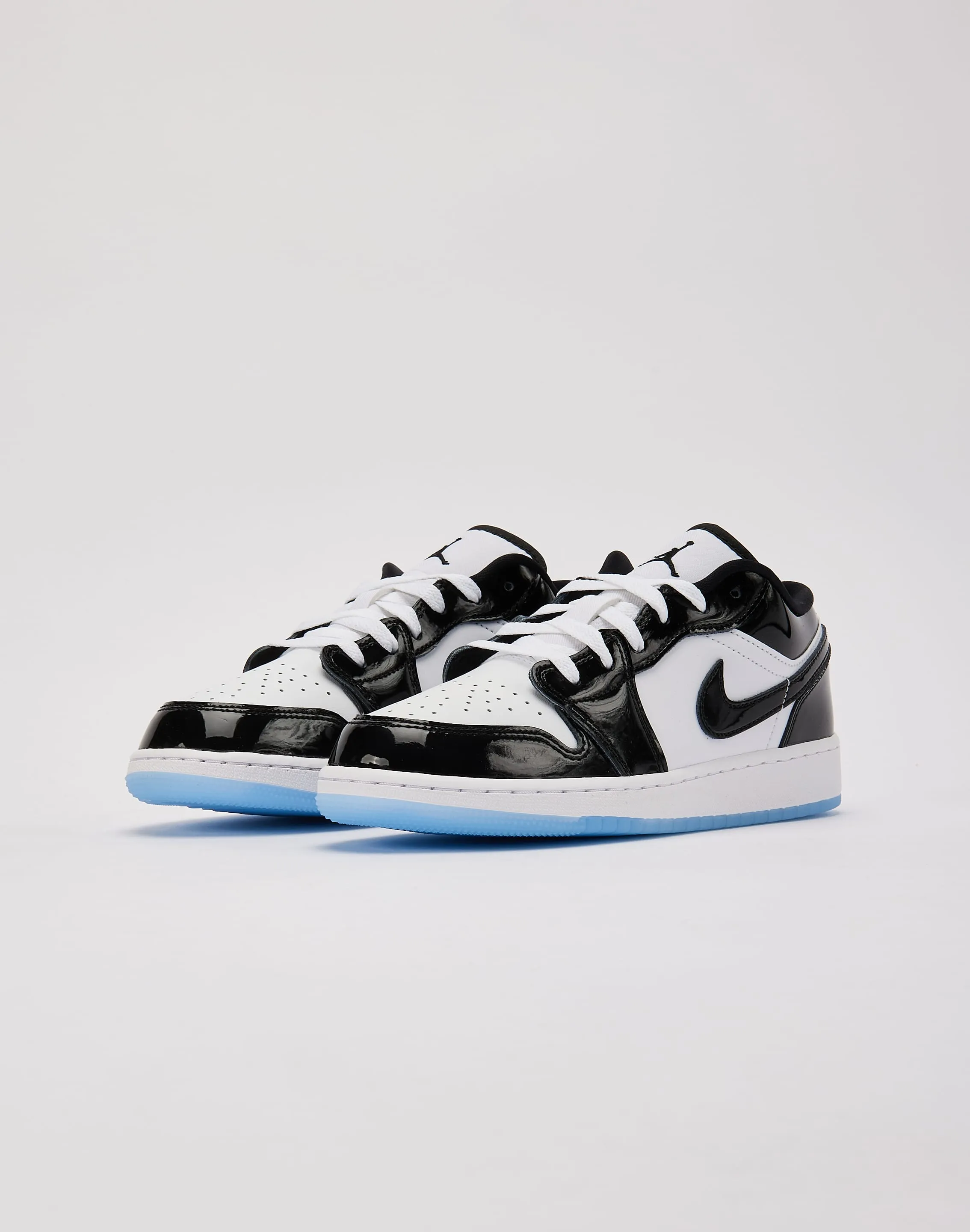 Vital Step Jordan Air Jordan 1 Low SE 'Concord' Grade-School